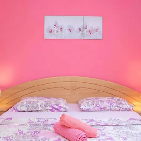 Tara 3 Comfortable Hotel Medulin