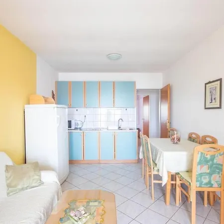 Tara 3 Comfortable Hotel